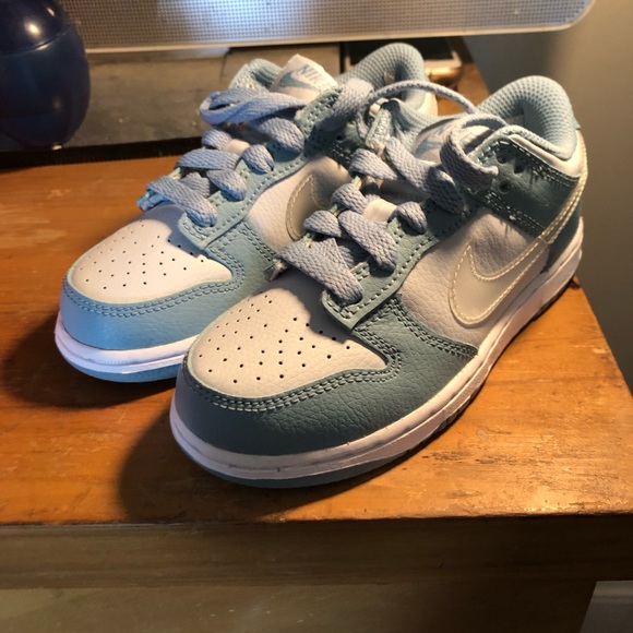 Arua kids sizes 10.5c - Picture 2 of 6